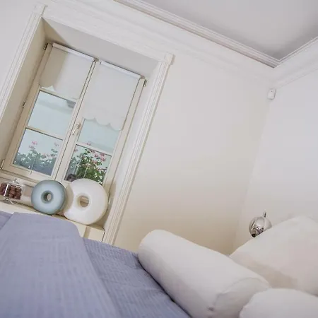 Apartment President Boutique Ii *
